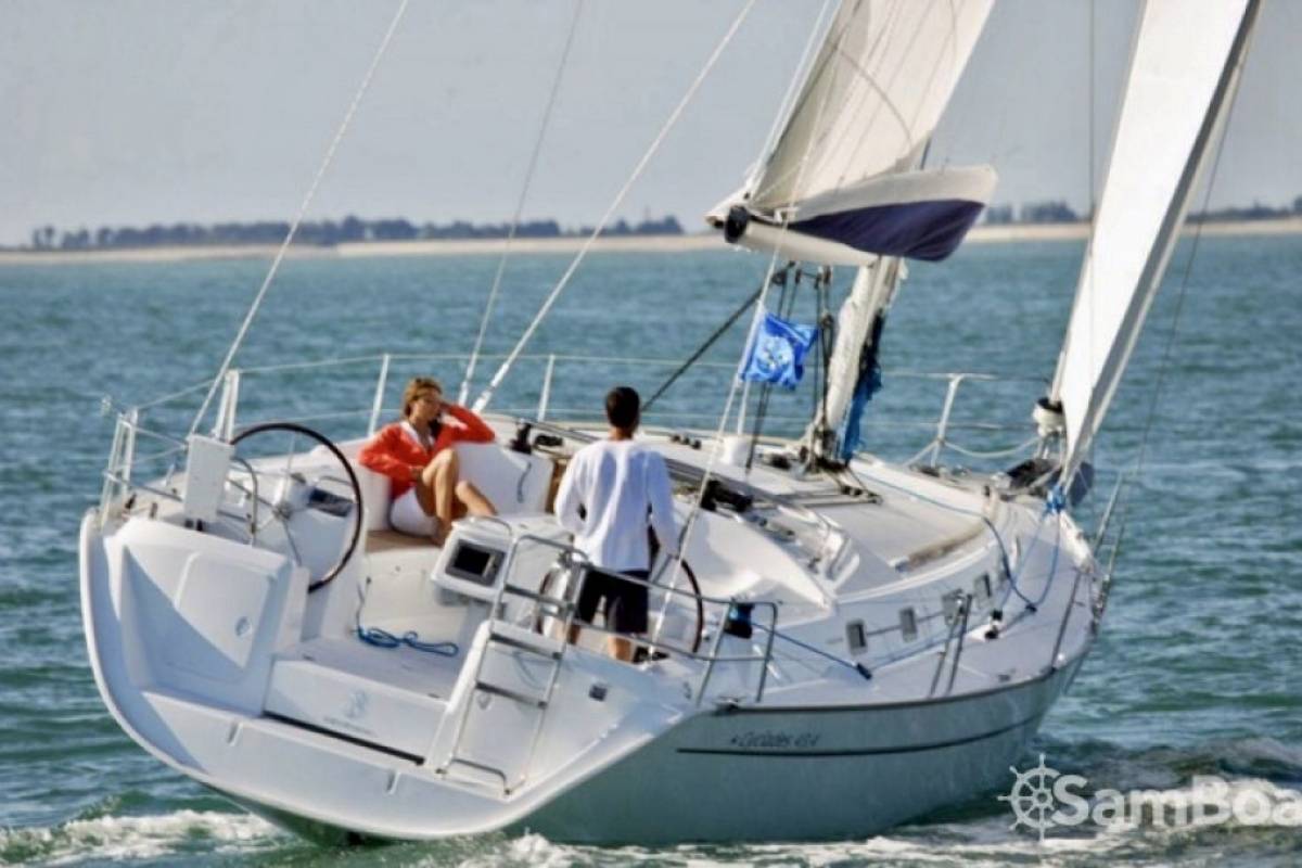 Beneteau Cyclades 43 Velamica Noleggio