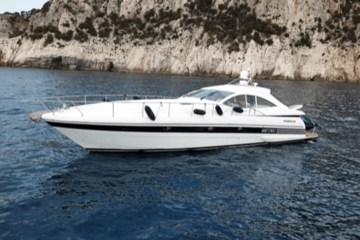 Sunseeker Predator 52