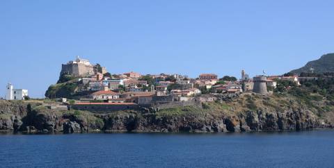 Noleggio Barche Capraia Velamica